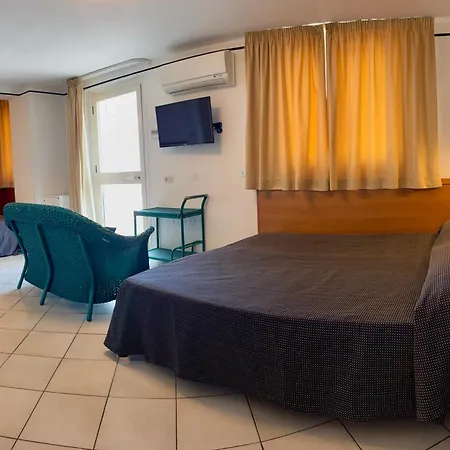 Hotel Excelsior 3*