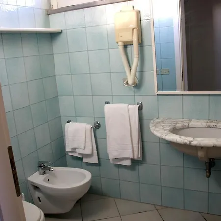 Hotel Excelsior 3*